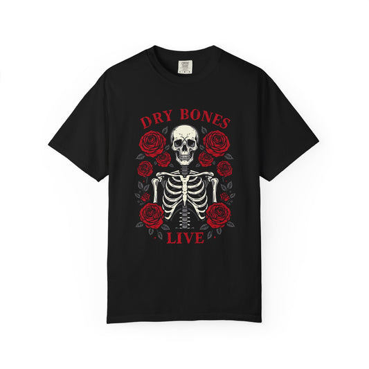 Skeleton & Roses Graphic Tee, Unisex Graphic Tee for Halloween, Edgy Casual Wear, Vintage Style, Alternative Fashion